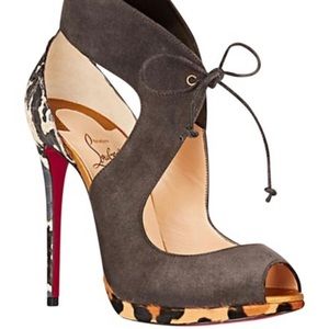 Christian louboutin size 37 (us size 7)